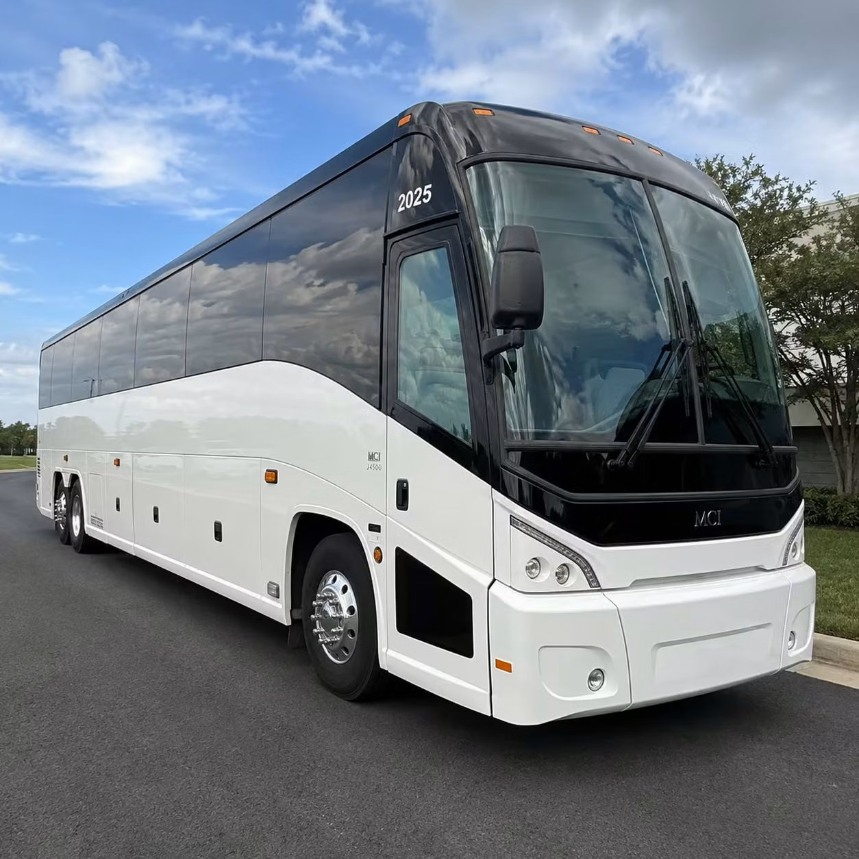 airport transfers and long distance church group travel from salem