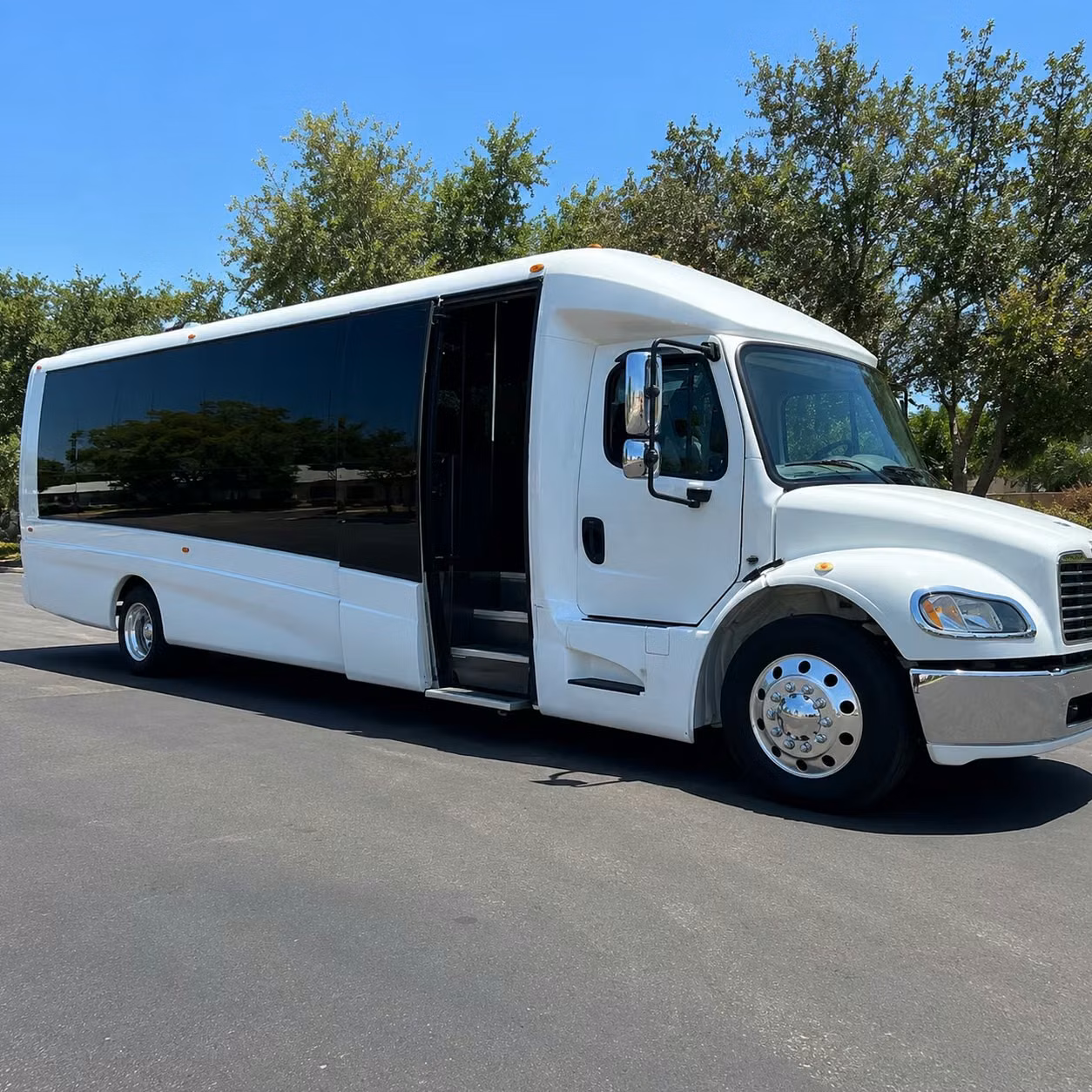 salem 20 passenger minibus rental