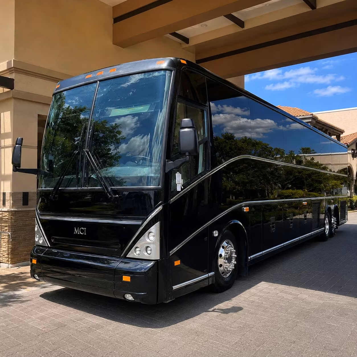 use a charter bus for oregon state fair concerts and stay out as late as you want